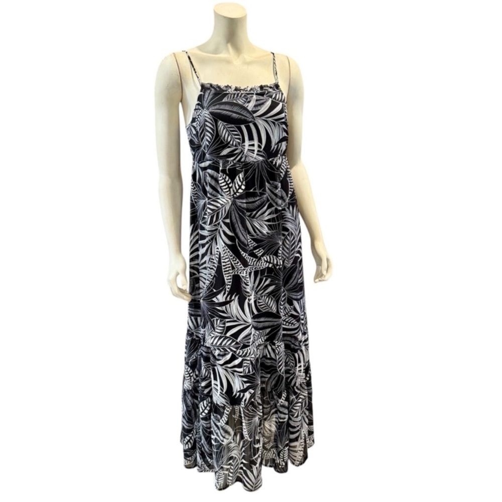 Banana Republic Black & White Maxi Dress